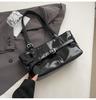 Bolsa Tote Elegante de Grande Capacidade para Mulheres, Novo Estilo Verão 2026, Bolsa de Ombro Simples e Versátil, Bolsa de Braço de Alta Qualidade