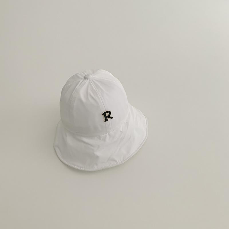速干开檐R字母  白色