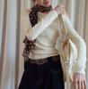 Camiseta de punto de manga larga asimétrica para mujer, nueva de otoño, color liso, ajuste ceñido, elegante, adelgazante, sin hombros, fruncido en la cintura, top suave