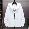 Fábrica de atacado de roupas de proteção solar masculinas novas, modernas de verão, seda gelada, transparente, jaqueta bonita, ultrafina, casaco plus size