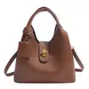 Bolsa de Mão Estilo Retrô Versão Coreana Transfronteiriça Bolsa Saco para Mulheres Novo Modelo 2025 Bolsa de Ombro Casual Diária Bolsa Transversal Nicho para o Dia a Dia