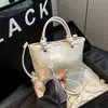 Bolsa de ombro único de mão estilo chinês novo estilo chinês transfronteiriça primavera nova chegada bordado personalizado design estiloso textura bolsa balde