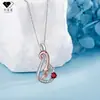 Collar de Oro Rosa con Diseño de Manos Juntas, Colgante de Lujo Ligero Nicho Estilo Mamá, Regalo del Día de la Madre, Joyería Transfronteriza para Mujeres con un Toque de Alta Gama