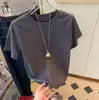 Nova Camiseta de Verão 2025 Azul Klein Manga Curta Ombro Direito Feminina Algodão Cor Pura Versátil Rejuvenescedora Branqueadora