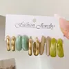 Conjunto de Brincos Minimalista Transfronteiriço Europeu e Americano para Mulheres, Versátil e Estiloso, Ousado e Elegante, Brincos de Alta Qualidade para Mulheres, Estilo de Férias