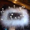 Alfombrilla antideslizante de pluma de perla de camelia para tablero de instrumentos de coche, alfombrilla peluda, alfombrilla de decoración para coche, accesorios para coche, mujer