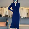 Novo Vestido Longo de Tricô de Lã Feminino Outono/Inverno 2026, Emagrecedor, Versátil, Elegante, Solto e Moderno