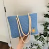 Bolsa Acolchoada Grande Capacidade Estilo Coreano para Mulheres 2024 Nova Tendência Simples Bolsa Tote Grande Bolsa de Ombro Casual