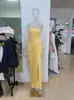Vestido Longo de Verão Feminino Tubinho de Cetim Mature Estilo Francês com Cintura Marcada por Pregas e Fenda Alta Slim
