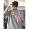 Camisa Polo Estilo Chanel Cinza Escuro Manga Curta Masculina Verão Cleanfit Padrão Espinha de Peixe Gola Ponta com Toque de Luxo