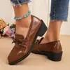 Mocassins de salto grosso sem cadarço plus size transfronteiriços para mulheres, novos sapatos de couro com laço estilo britânico para primavera/outono 2026 em estoque