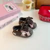 Sapatos para caminhar de bebê e criança pequena, sapatos em formato de concha, nova coleção primavera/outono 2026, sapatos casuais respiráveis estilo coreano para meninos e meninas
