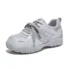 Zapatos de Entrenamiento Alemanes Transpirables de Malla para Mujer 2026 Zapatos de Suela Gruesa para Aumentar la Altura Versátiles Zapatos de Papá Zapatos Transpirables de Malla para Mujer