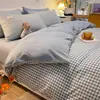 Conjunto de quatro peças em algodão puro lavado estilo dormir nude, amigável à pele, lençol de cama ins, capa de edredom, lençol de elástico para dormitório pequeno e fresco, conjunto de três peças