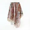 Lenço de Seda com Padrão Paisley Clássico Europeu e Americano para Mulheres, Lenço de Cabeça Versátil da Moda em Seda Sintética, Lenço Quadrado de 90cm, Atacado Transfronteiriço