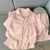 Pijama de Gato con Lunares Rosas de Moda para Niñas, Conjunto de Dos Piezas de Camiseta de Manga Corta y Shorts tipo Cárdigan para Verano, Ropa de Casa para Estudiantes