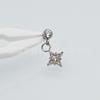 Aretes de Aleación de Titanio F136 Estrella de Cuatro Puntas Espada Diamante Triángulo Zircón Aretes Colgante Joyería Perforación Aretes Personalizados