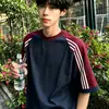 Camiseta Masculina de Algodão Puro Pesado Estilo Retro Americano Hong Kong com Três Listras Manga Curta, Top Versátil Tendência de Verão com Caimento Solto