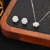 Conjunto de Colección de Dos Piezas de Pendientes y Collares Más Vendido Transfronterizo Venta al por Mayor Moda Europea y Americana Cadena de Clavícula Ligera de Lujo Pendientes