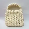 Bolsa de Fio Listrado Tecida Transfronteiriça para Atividades de Salão, Fio Islandês Grosso DIY Artesanal Tecido Produto Acabado Bolsa de Mão