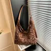 Bolsa de mão transfronteiriça da moda com estampa de leopardo para mulheres, nova bolsa de ombro casual de grande capacidade para o dia a dia, bolsa tote crossbody