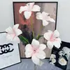 5 Lirios Pequeños Nuevos Lirios Auspiciosos 3D Decoración de Boda Flor de Suelo Accesorios para Fotos Decoración del Hogar Flores Falsas