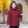 Ropa de algodón suelta y cómoda para otoño e invierno para madres de mediana edad y mayores, moderna y elegante, abrigo de algodón con capucha grueso y cálido para abuelas