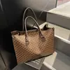 Bolso Pequeño Texturizado de Diseño Nicho para Mujer 2025 Nueva Moda Bolso de Hombro Versátil Crossbody Simple Bolso Cuadrado Pequeño