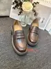 Versión de Piel de Oveja ~ Mocasines de Punta Redonda con Tacón Grueso y Suela Gruesa para Mujer, Zapatos de Vestir Británicos sin Cordones, Zapatos Pequeños de Cuero Versátiles con Tacón Grueso