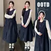 Conjunto de Roupa de Maternidade Novo Primavera e Outono Vestido Colete Jeans Vintage com Blusa de Manga Longa de Bolinhas Conjunto de Duas Peças, Esconde a Barriga e Valoriza a Silhueta