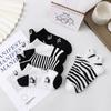 Calcetines de Barco Nuevos para Mujer Verano Algodón Calcetines Bordados en el Talón Cebra Blanco y Negro Dibujos Animados con Manchas Boca Baja Calcetines Venta al por Mayor