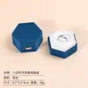 Caja de Joyería Hexagonal de Alta Gama con Tapa y Base Afelpada Caja de Empaque para Anillos y Colgantes Fabricante Multicolor En Stock Venta al por Mayor