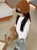 Camiseta base de outono infantil com gola semimang alta, camiseta interna para bebê estilo coreano, macia e multicolorida, camiseta listrada elástica para meninos e meninas