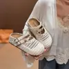 Nuevas Zapatillas de Verano Transpirables con Suela Gruesa, Tejido de Malla, Estilo Birkenstock, Lunares, de Deslizamiento, Punta Cerrada, Moda de Doble Uso 2026