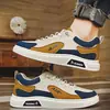 Zapatos Casuales de un Solo Color para Hombre 2026 Nuevo Bloque de Color Transpirables Suela Suave Zapatos Deportivos de Moda Board Shoes para Hombres Jóvenes