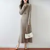 Nova coleção outono e inverno: lã pura, gola alta, vestido de malha de manga comprida para mulheres, cintura alta, modelador, quente e vestido longo acinturado em A