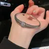 Pulsera Cuadrada de Circonita con Letra y Flor Estilo Palacio Retro, Pulsera de Lujo Ligero y Alta Gama, Joyería de Moda Europea y Americana
