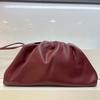 Diseño de Nicho Bolso de Cuero Genuino para Mujer Hombro Cruzado Bolso Dumpling Bolso de Mano Bolso Nube de Piel de Vaca Bolso Pequeño Plisado para Axila