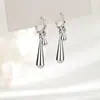 Brincos Geométricos Ovais Frescos Minimalistas com Design Assimétrico e Formato de Gota para um Estilo Europeu e Americano Descolado