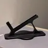 Suporte de Celular de Lado Libera Suas Mãos, um Gadget de Cabeceira para Assistir Séries Sem sobrecarregar as Mãos, um Suporte Universal para Celular para Pessoas Preguiçosas