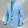 El comercio exterior siempre tiene en stock populares blazers casuales ajustados para hombre, trajes de negocios de color liso y chaquetas de un solo botón de moda para hombres jóvenes