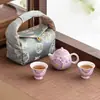 Conjunto de Chá Kung Fu Margarida Roxa Pintada à Mão Pulverizado de Fábrica Novo Cerâmica Um Bule Duas Xícaras Bule Especial Caixa de Presente para Fazer Chá