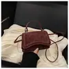 Mini Bolsa de Ombro Transversal Quadrada Pequena de Camurça Texturizada com Estampa de Leopardo Estilo Coreano Simples Nova Moda Casual
