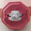 Conjunto de Alianças de Casamento em Zircônia com Toque de Luxo Leve e de Alto Padrão para Mulheres, Requintado para Banquetes de Casamento, em Estoque R3400A-R3400C