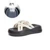 Nuevas Chanclas de Playa 2026 Moda Verano Elegantes Sandalias de Medio Uso para Mujer Versátiles con Forma de Corazón Zapatos de Mujer de Suela Gruesa