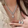 Colar com Pingente de Zircônia Gota de Chama Vermelha, Corrente Clavicular de Luxo Leve de Alta Qualidade, Colar Simples da Moda Versátil para Mulheres