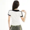 Camiseta Curta de Manga Curta Estilo Retrô Americano para Mulheres, Nova Coleção Verão 2026 Slim Fit Gola Dobrável Emagrecedor Top Curto
