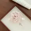Pasador Retro de Perla y Rosa para Mujer Nuevo Estilo 2025 Pinza de Tiburón en la Parte Posterior de la Cabeza, Pinza Elegante de Agarre, Pinza para el Cabello