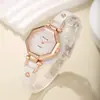 2025 Nuevo Reloj Decorativo de Cuarzo para Dama Aleación Delgado Color Sólido Moda Estilo Punk Atractivo Reloj con Remaches