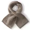 Cachecol simples de cashmere com bordado em forma de toalha cruzada, quente e à prova de frio, cachecol de tricô macio e aconchegante, protetor de pescoço à prova de vento para ciclismo ao ar livre